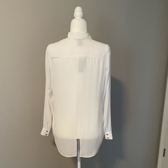 WHBM blouse long sleeve New Ecru Size 2 -NWT - Picture 3 of 8